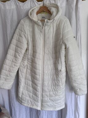 Eddie Bauer Women's Microlight Packable Down Hooded Parka